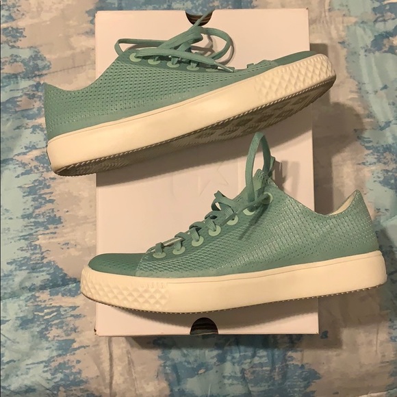 Chuck Taylor Modern - Picture 2 of 3